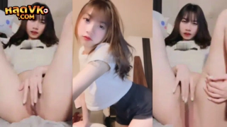 สาวตัวเล็ก ตั้งกล้อง โชว์เปิดหัวนม เบียโชว์เสียวๆ